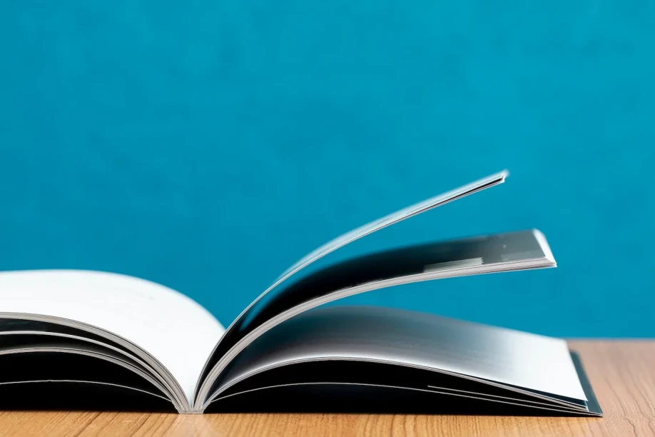 برای تقویت رزومه، مقاله بنویسیم یا کتاب چاپ کنیم؟